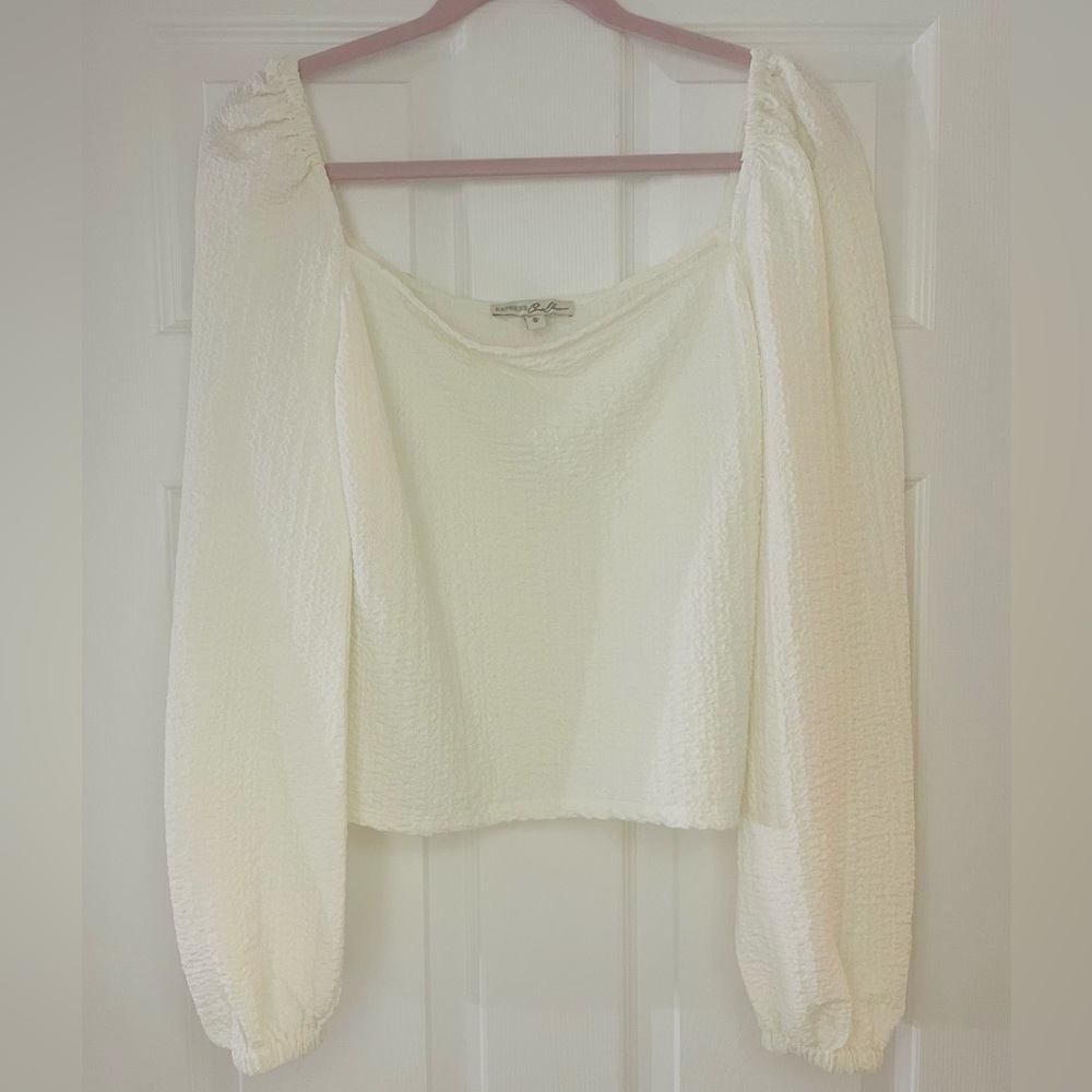 Express Crinkle Texture Top - Picture 1 of 5